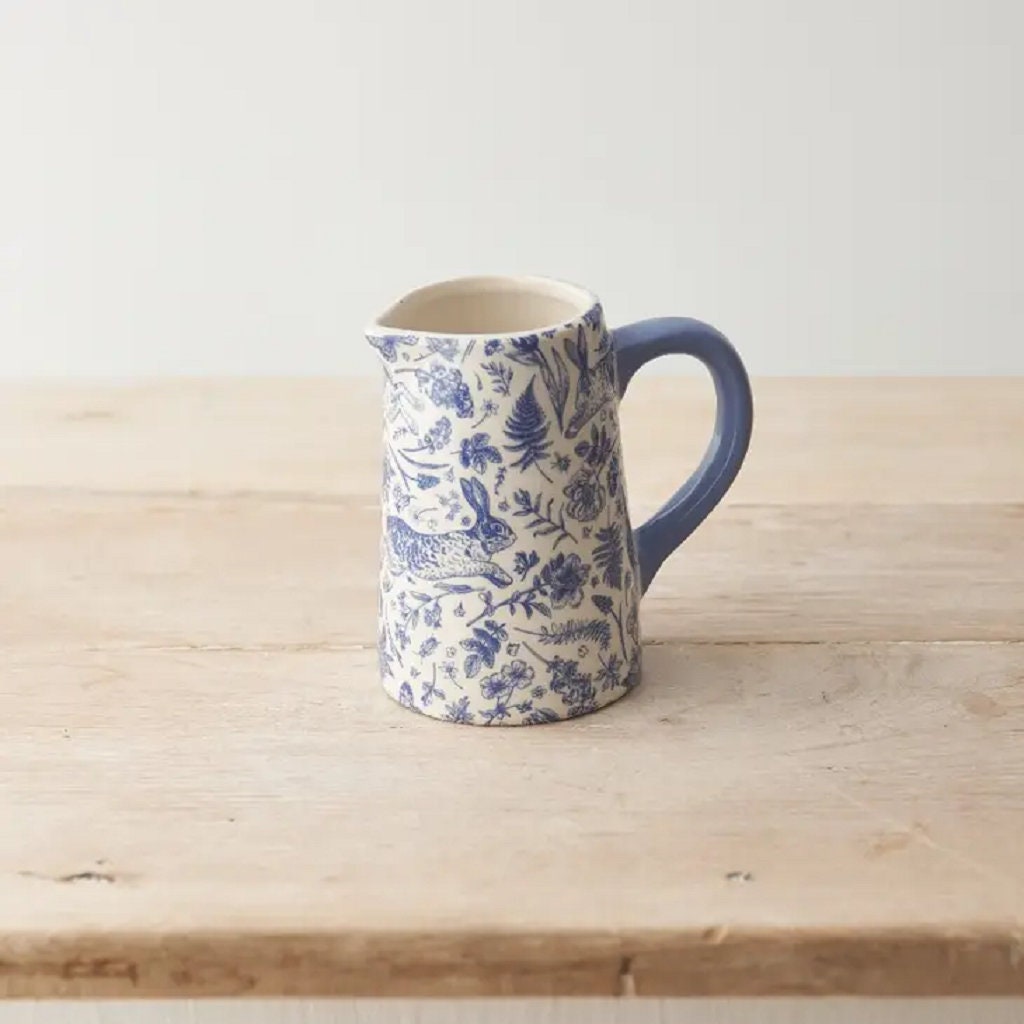 Floral Jug in Blue Hare Design