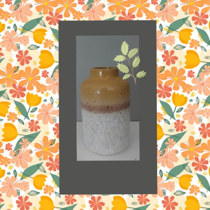 Two tone vase - large (17cm)