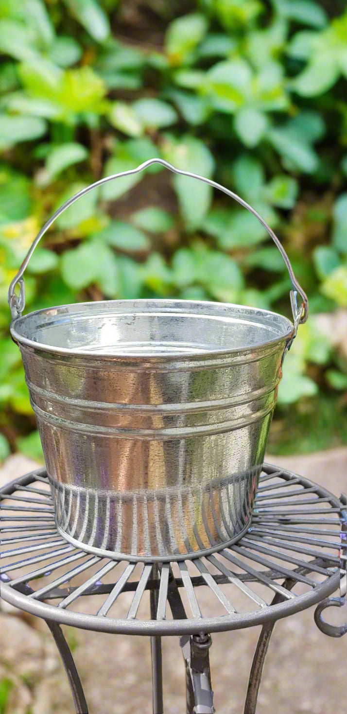 Zinc Collection - 4 Planters with handles